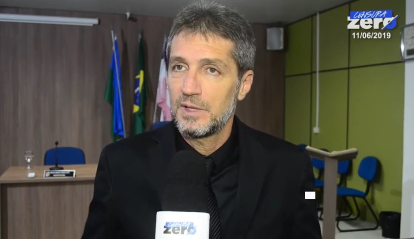 Vereador quer retirada de veículos abandonados na rua da antiga sede do DPJ de São Mateus