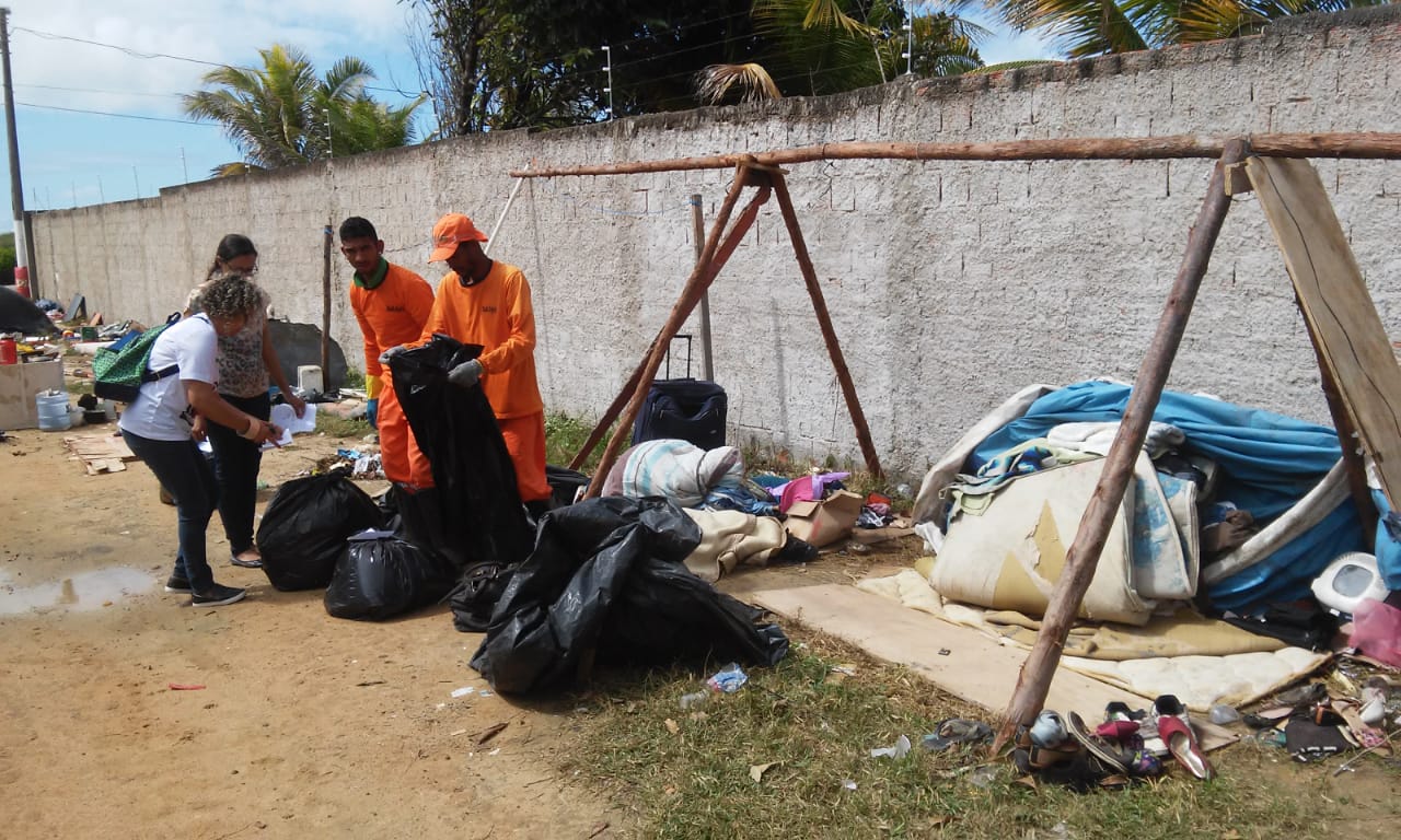 Prefeitura atende à comunidade e faz mutirão de assistência a moradores de rua em São Mateus