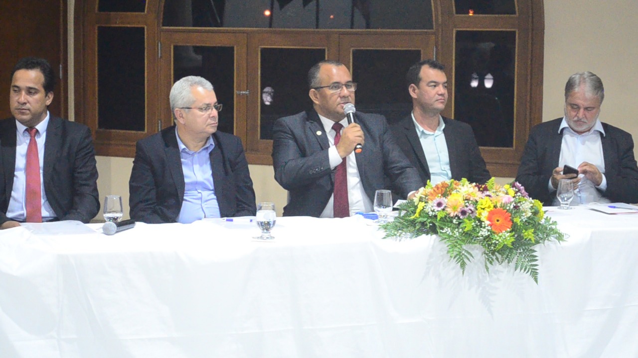 Jorginho comemora audiência pública sobre Petrocity: ‘objetivo era apresentar esse megaprojeto para a comunidade”