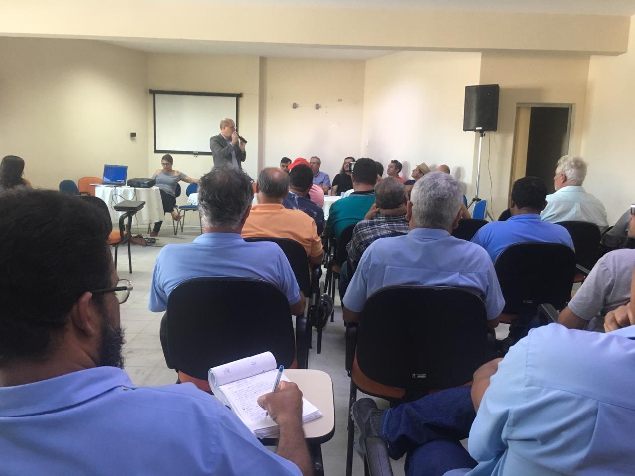 Ao defender funcionários, Arilson avalia concessão do Saae à Cesan: ‘Não dá mais para continuar com esse modelo de gestão, sem recursos’
