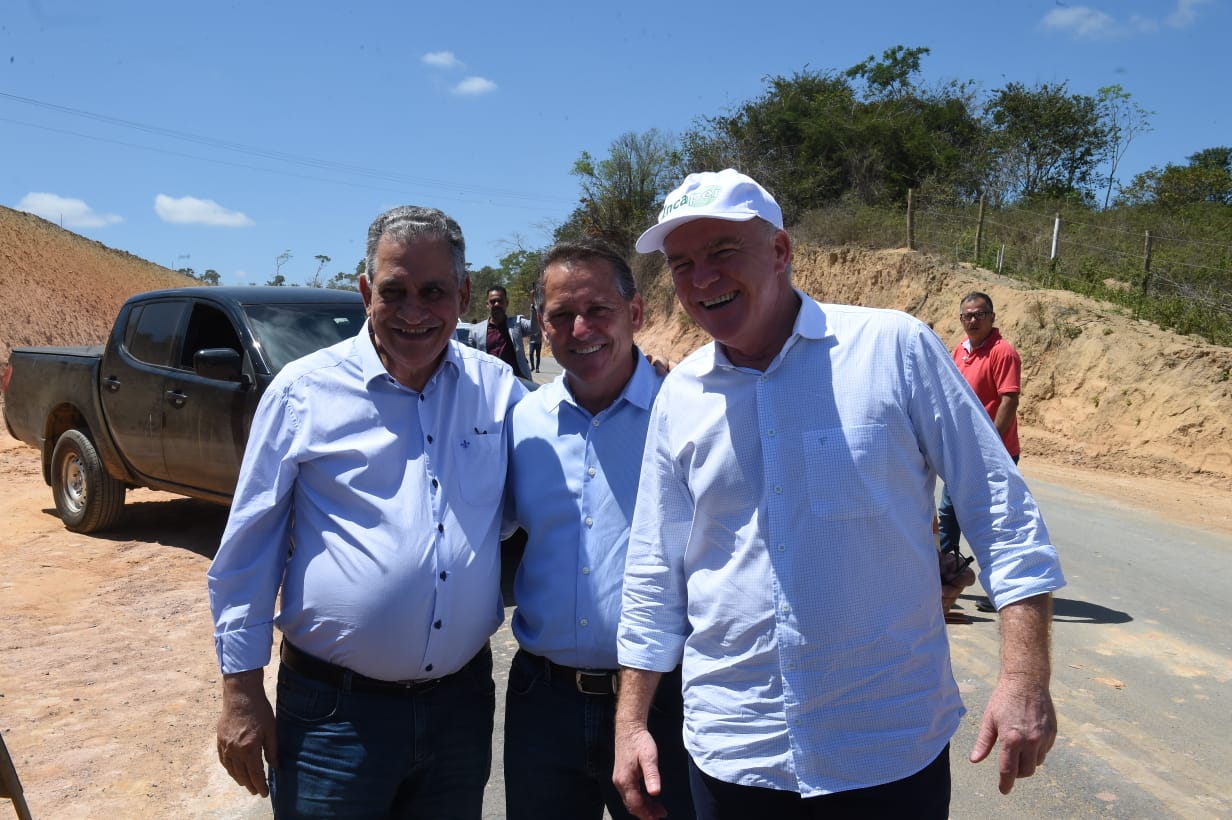 Enivaldo na inauguração de pontes na ES-381: ‘obra ficou parada 4 anos e Casagrande concluiu em menos de 9 meses’