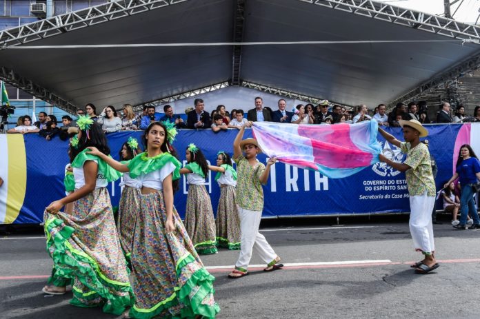 Renato Casande Desfile Cívico-Militar Vitória 26