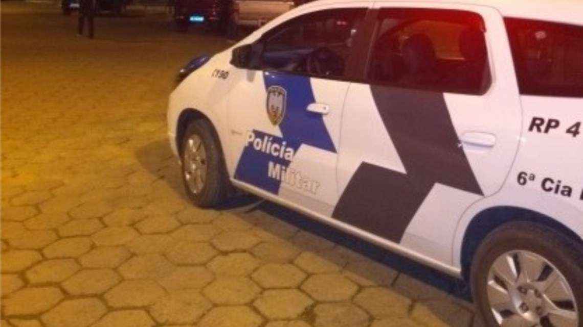 TRAGÉDIA EM JAGUARÉ – Homem capota com carro e morre ao voltar de confraternização familiar no Natal