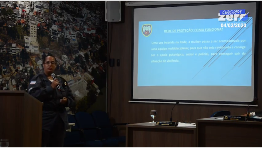 Cabo Farina explica trabalho da Patrulha Maria da Penha realizado pela Polícia Militar em São Mateus