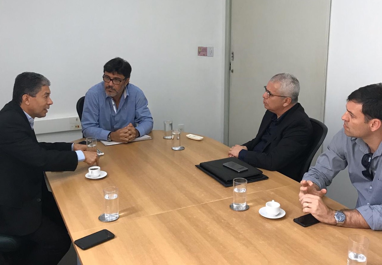 Freitas reforça diálogo entre Iema e Petrocity sobre licenciamento do porto de São Mateus