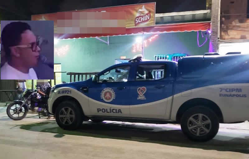 Cantor é executado enquanto realizava show em bar