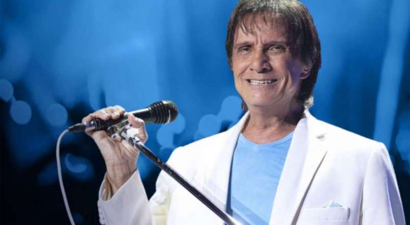 Roberto Carlos anuncia que fará live no Dia das Mães