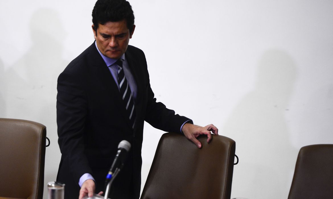 PGR pede abertura de inquérito no STF para apurar declarações de Moro; Aras vê indícios de falsidade ideológica e obstrução da Justiça