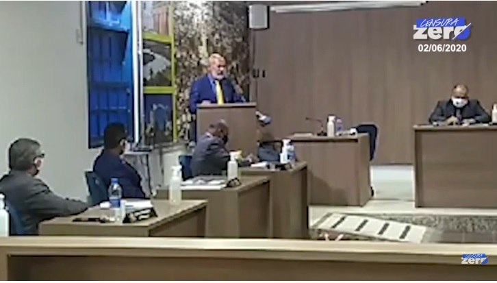 SÃO MATEUS – Vereador denuncia que Prefeito não paga a laboratórios, mas já quitou gastos milionários de Verão, Réveillon e Carnaval