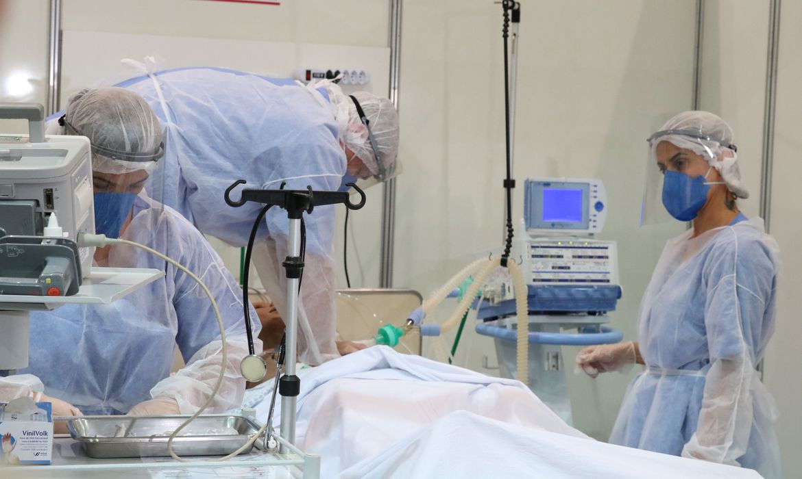 Pesquisa busca tecido com maior proteção contra o novo coronavírus