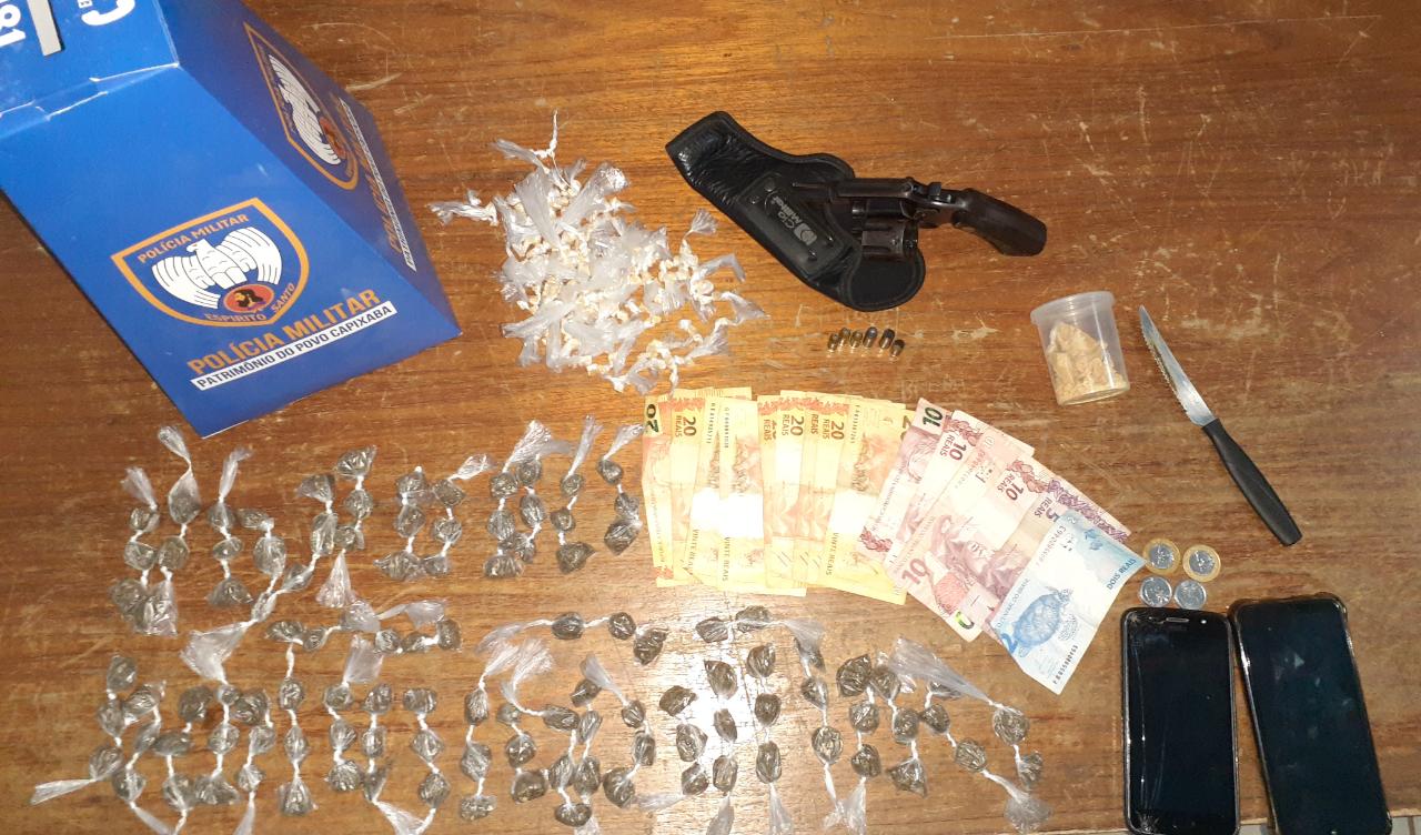 PINHEIROS – Grande apreensão de drogas e armas com 17 pessoas detidas em operação integrada das polícias Militar e Civil