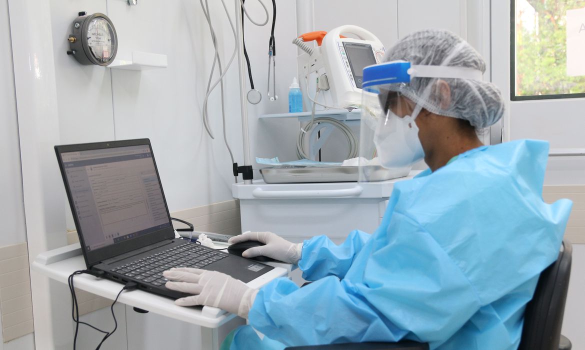 Fiocruz e Vale investem em sequenciamento do genoma do coronavírus