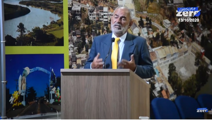 ‘Prefeito ganhou exorbitância com festas… e não solucionou o problema da água salgada’, afirma Vereador