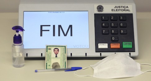 STF confirma que eleitor pode votar apresentando apenas documento com foto