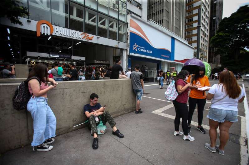 Mais de 3 milhões de candidatos faltam ao segundo domingo de Enem