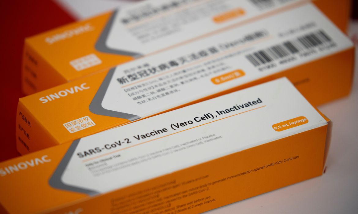 CoronaVac tem eficácia de 78% contra a covid-19, diz Governo de SP