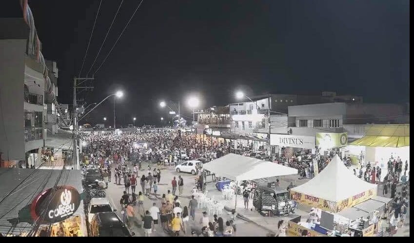 SEM FISCALIZAÇÃO – Guriri registra aglomeração no Carnaval em plena pandemia da covid-19, apesar de decreto da Prefeitura de São Mateus