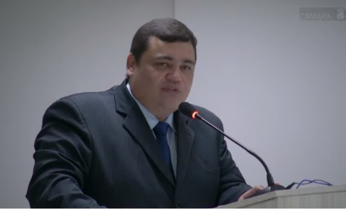 Vereador quer pente-fino nos recursos para enfrentar a covid-19 em Linhares