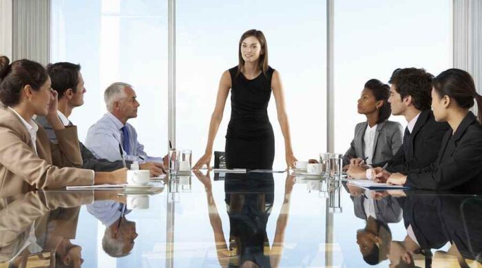 Ocupar posições de liderança ainda é desafio para mulheres