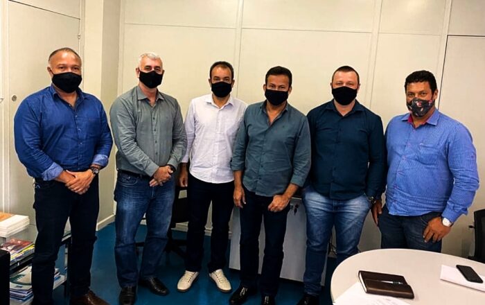 Em reunião com dirigentes da Funasa, Bolinha apresenta demandas de Vila Pavão