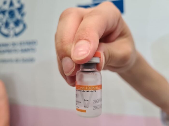 42 municípios não têm doses de Coronavac no Espírito Santo