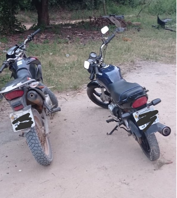 Polícia recupera, em São Mateus, duas motos e um caminhão que haviam sido roubados