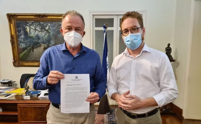 Aprovado projeto de lei que prevê crédito para professores comprarem notebooks e pacotes de internet