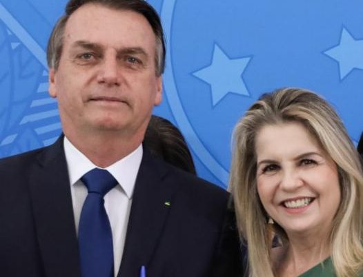 VÍDEO – Presidente Bolsonaro estará em São Mateus no dia 11/06 para entregar casas populares, confirma deputada Soraya Manato