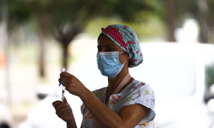 COVID-19 – Empresa chinesa entra na Anvisa com pedido de autorização para vacina