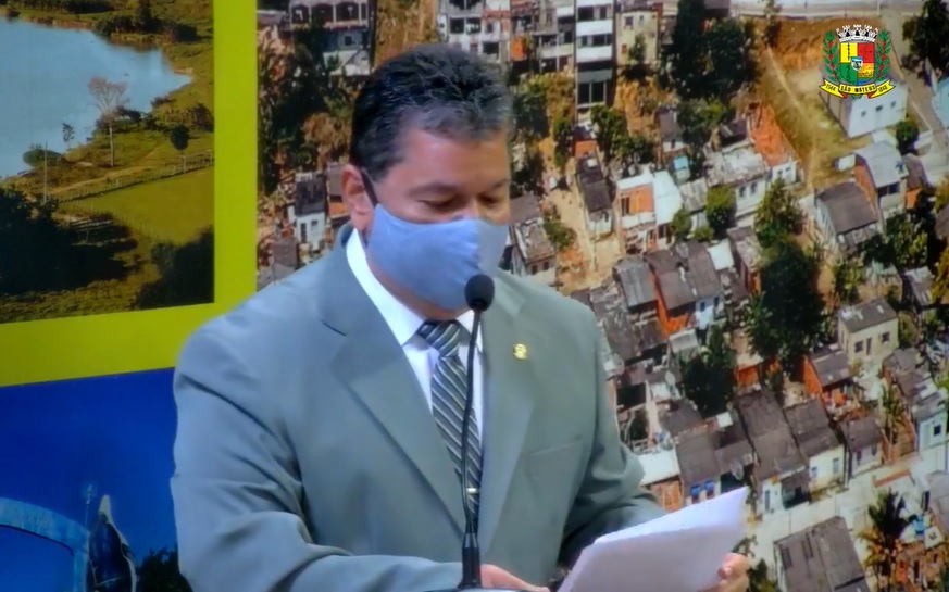 TOM POLÍTICO – Em discurso, Paulo Fundão admite erro com ‘loteamento’ de secretarias da Câmara de São Mateus; mais uma consequência do ‘pacto da vingança’