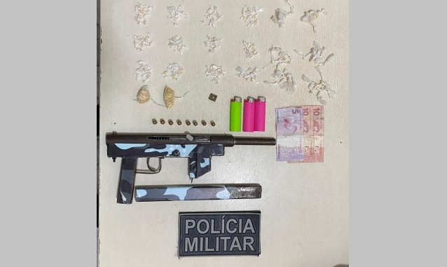 PM prende três e apreende submetralhadora, munição e drogas em Conceição da Barra