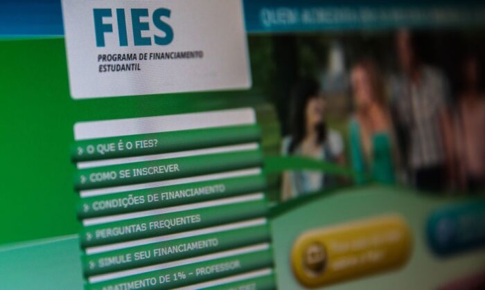 FIES – Pré-selecionados têm até sexta-feira (6/08) para complementar inscrição