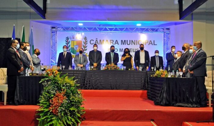 Paulo Fundão diz que sessão solene com jantar luxuoso marcou “inclusão de todos os mateenses”; Presidente não comenta gasto de R$ 170 mil e insatisfação popular