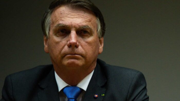 Bolsonaro volta a defender isenção do Brasil em relação ao conflito entre Rússia e Ucrânia