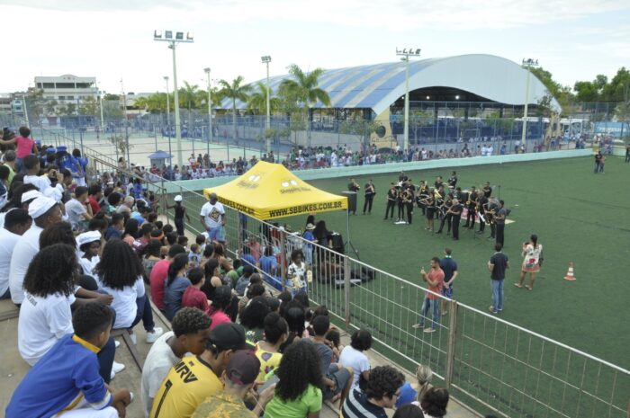 VÍDEO – Vereadores aprovam projeto-jabuti de Daniel que terceiriza praças e ginásios sob pretexto de ‘adoção’; há indícios de direcionamento