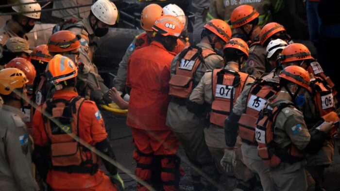 Ao menos 12 bombeiros são soterrados após desmoronamento em gruta de SP