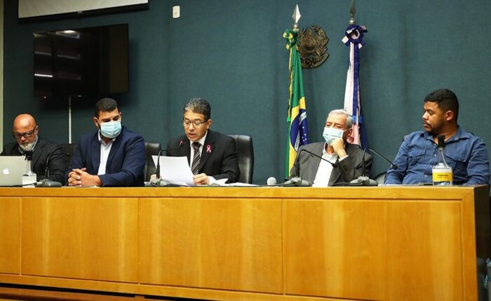 SAL-GEMA – Comissão de Mateusinho é recebida pelo deputado Freitas e apresenta expectativas