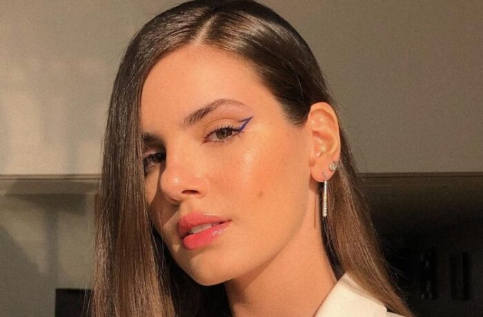Camila Queiroz diz que foi punida por trocar Globo por Netflix