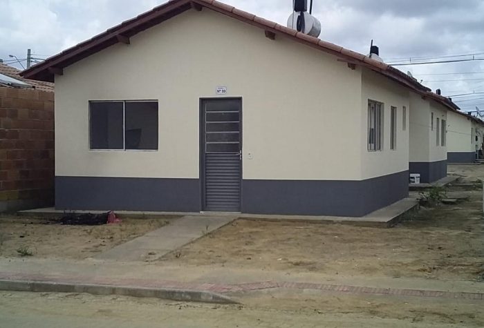 Prefeitura de São Mateus apura casos de vandalismo nas moradias populares do Bairro Aroeira