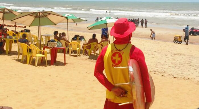 São Mateus abre inscrições para contratação de 40 guarda-vidas nesta quinta-feira (16/12)