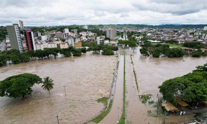 CHUVAS NA BAHIA – Defesa Civil registra 20 mortos e 31 mil desabrigados