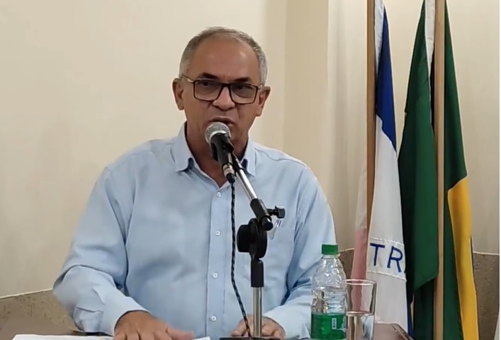 IMPEACHMENT – Vereadora substituta do autor da denúncia livra prefeito da cassação no Sul do ES