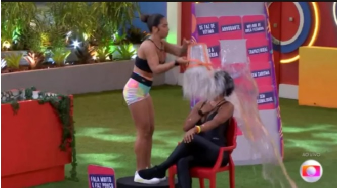 Após ser acusada de agredir Natália, Maria é expulsa do BBB 22