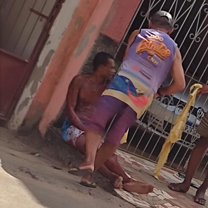VÍDEO – Homem é baleado proximo à Biquinha da Avenida Cricaré, em São Mateus