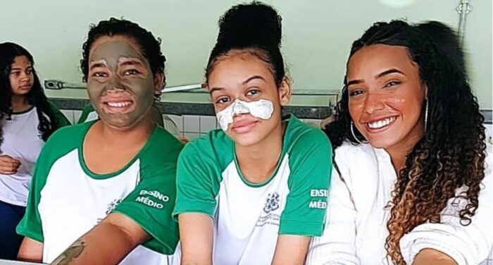 Estudantes de São Mateus aprendem sobre produtos vegetais em Eletiva