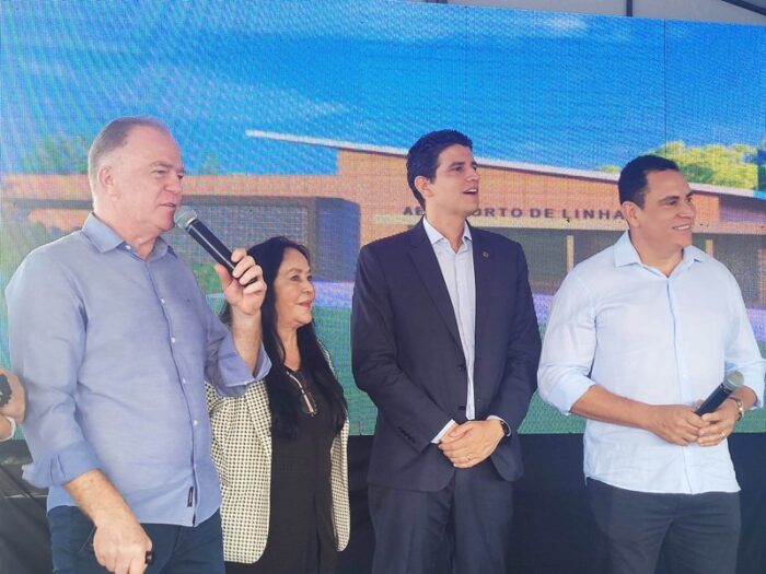 Casagrande e Marcelo Sampaio inauguram nova pista do aeroporto de Linhares￼