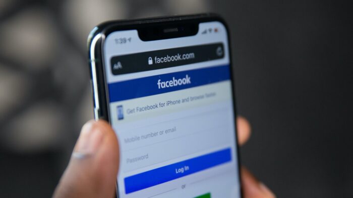 Facebook renova feed principal para atrair usuários mais jovens