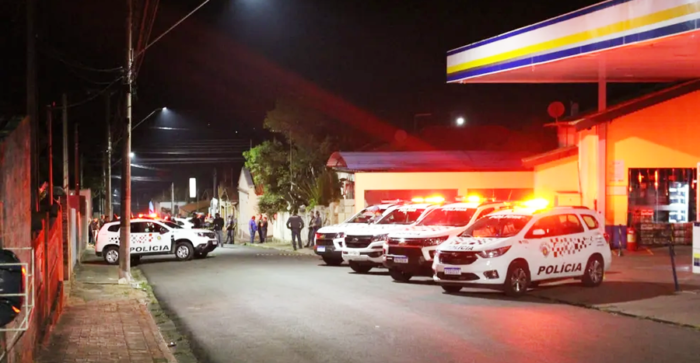 Vereador é morto a tiros na porta de casa e polícia apura motivação do crime