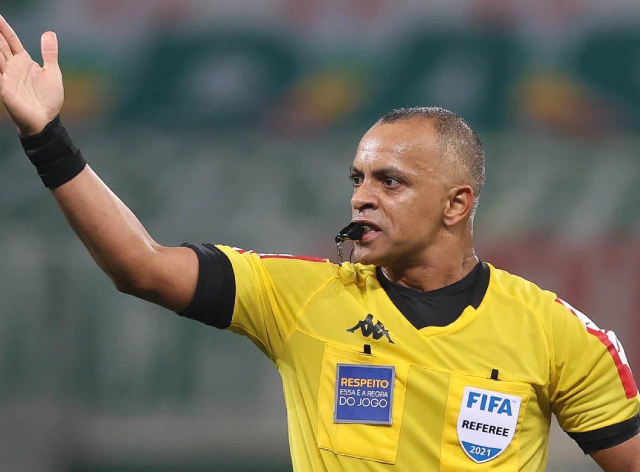 Árbitro de Flamengo e Corinthians já apitou duas partidas do Rubro-Negro na Copa do Brasil desta temporada