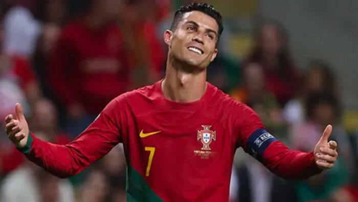 Cristiano Ronaldo bate recorde, e Portugal vence Gana na estreia